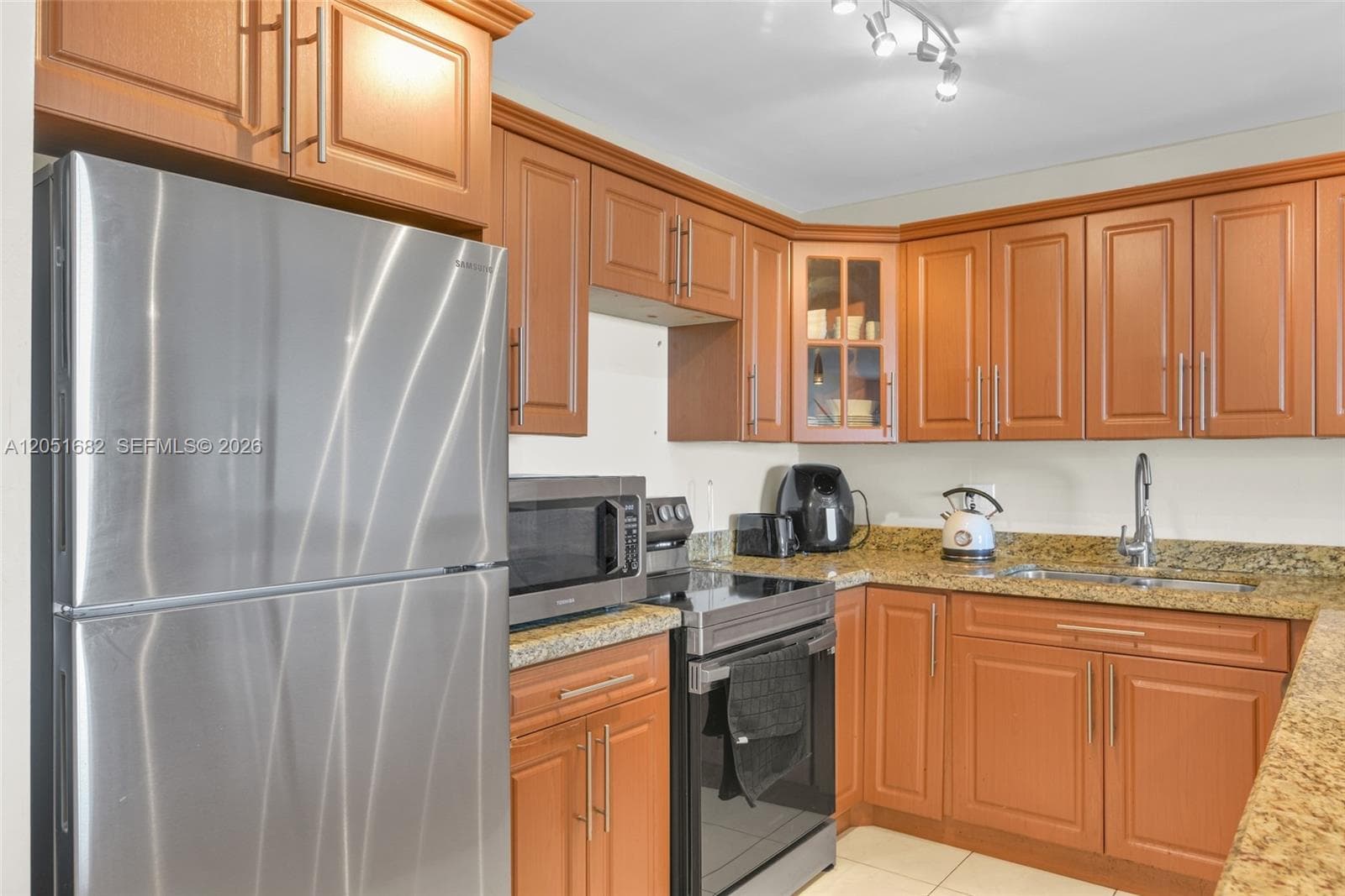Olympus Condo · #2411 in Hallandale Beach - Photo 9