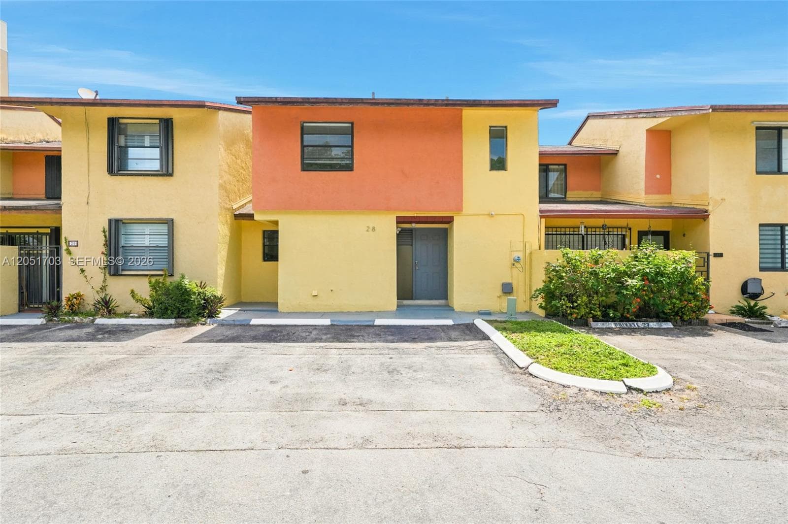 9674 Fontainebleau Blvd #28 photo 2