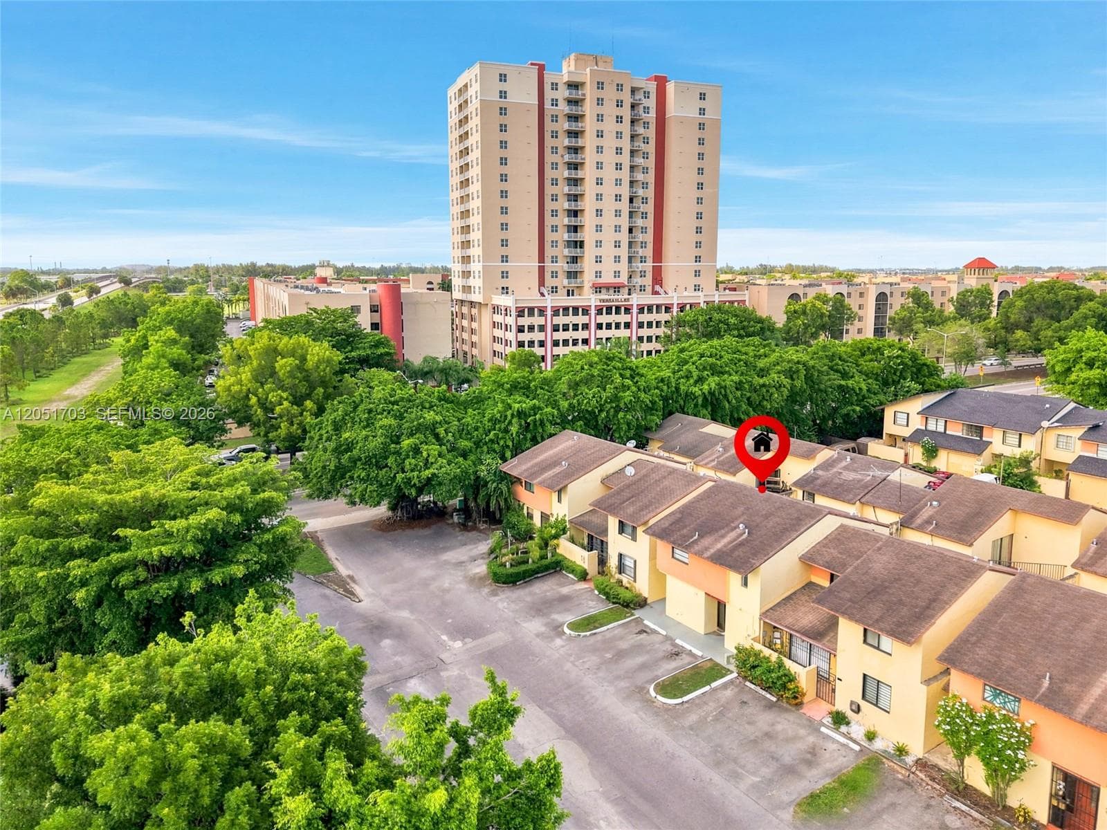 9674 Fontainebleau Blvd #28 photo 4