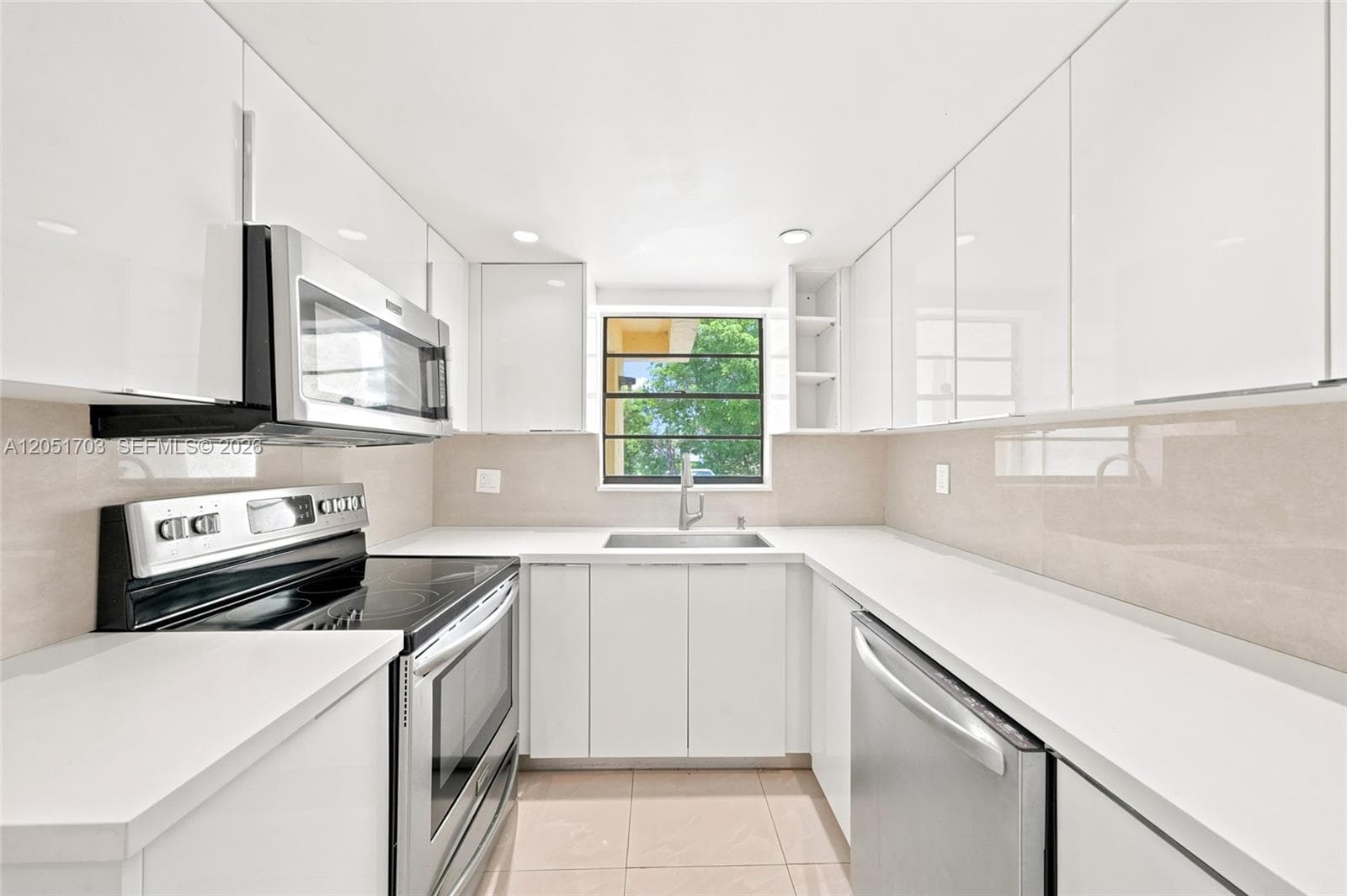 9674 Fontainebleau Blvd #28 photo 21