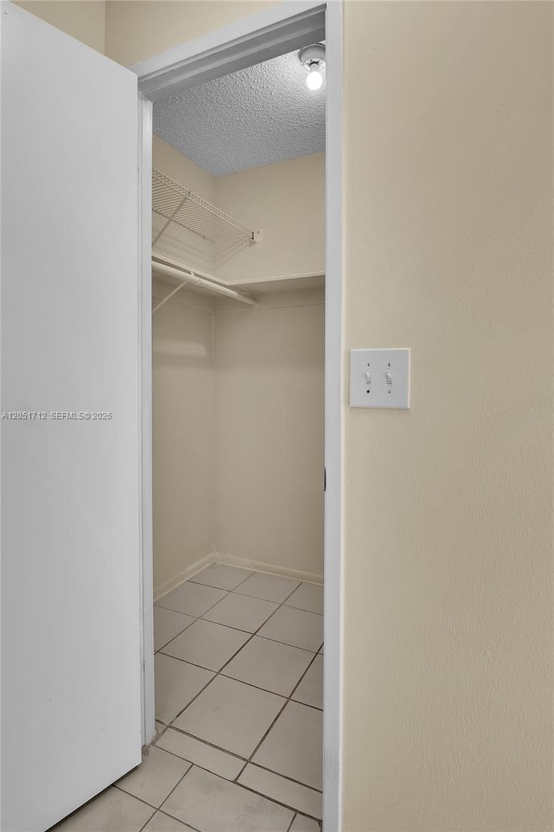 FAIRWAYS ROYALE CONDO · #503 in Hallandale Beach - Photo 6