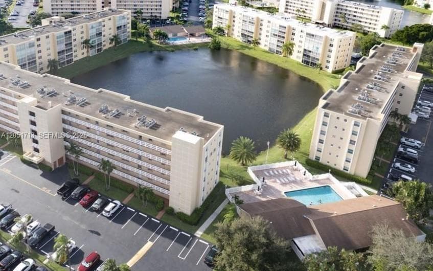 MEADOWBROOK LAKES · #505 in Dania Beach - Photo 6