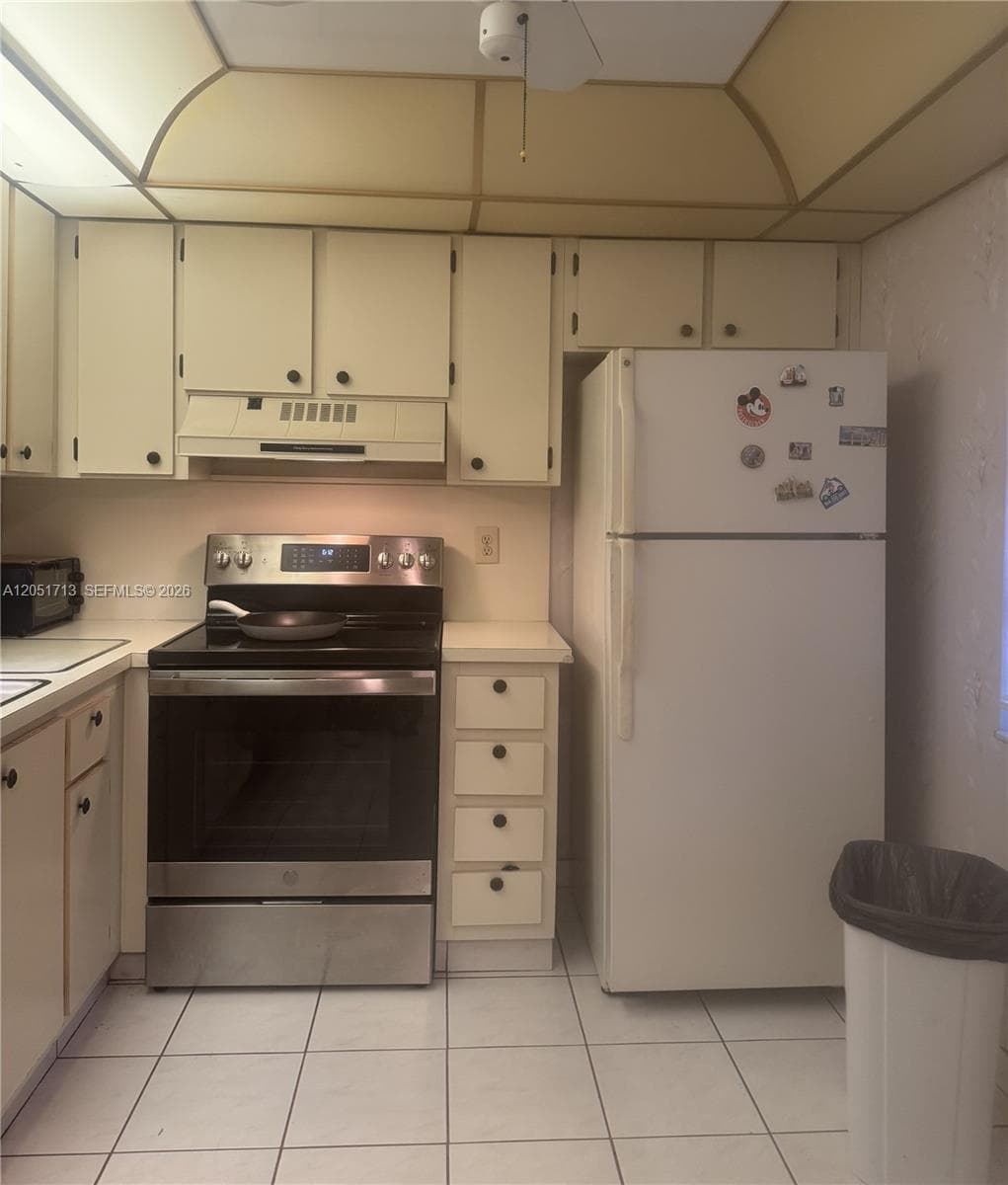 MEADOWBROOK LAKES · #505 in Dania Beach - Photo 22