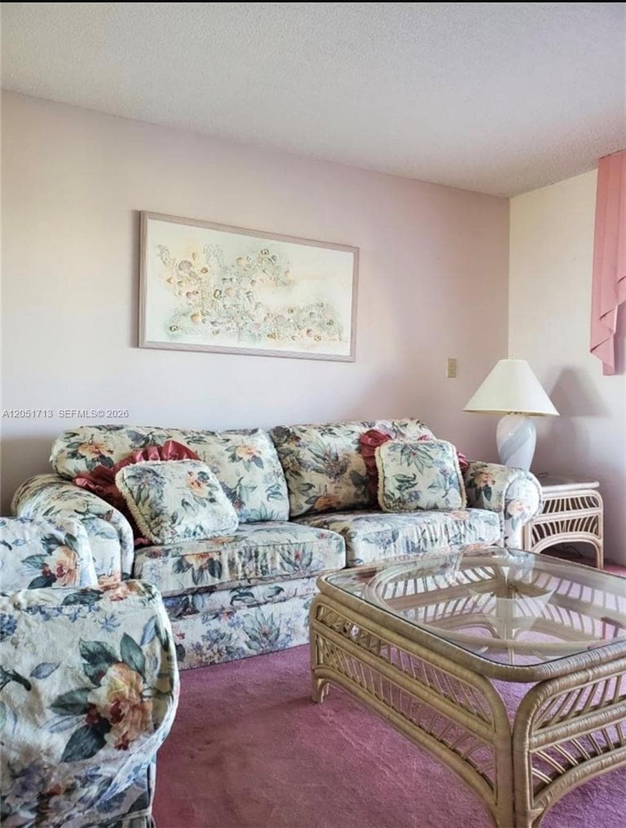 MEADOWBROOK LAKES · #505 in Dania Beach - Photo 11