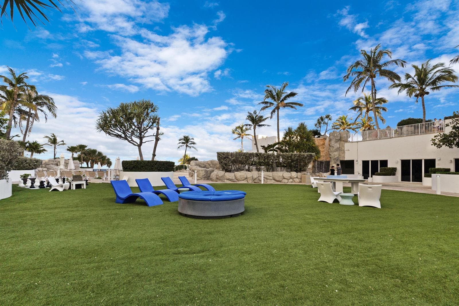 accutour_01 18001-collins-ave-unit-054