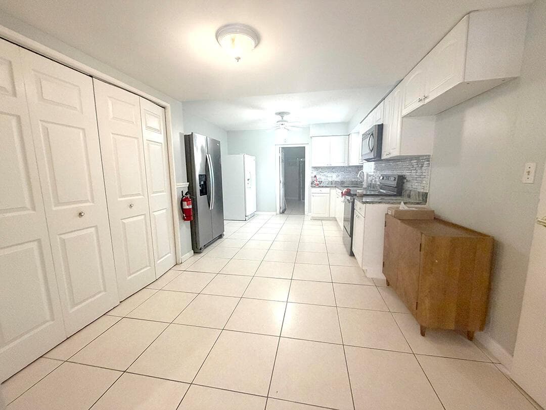 Kitchen Dinning area 2