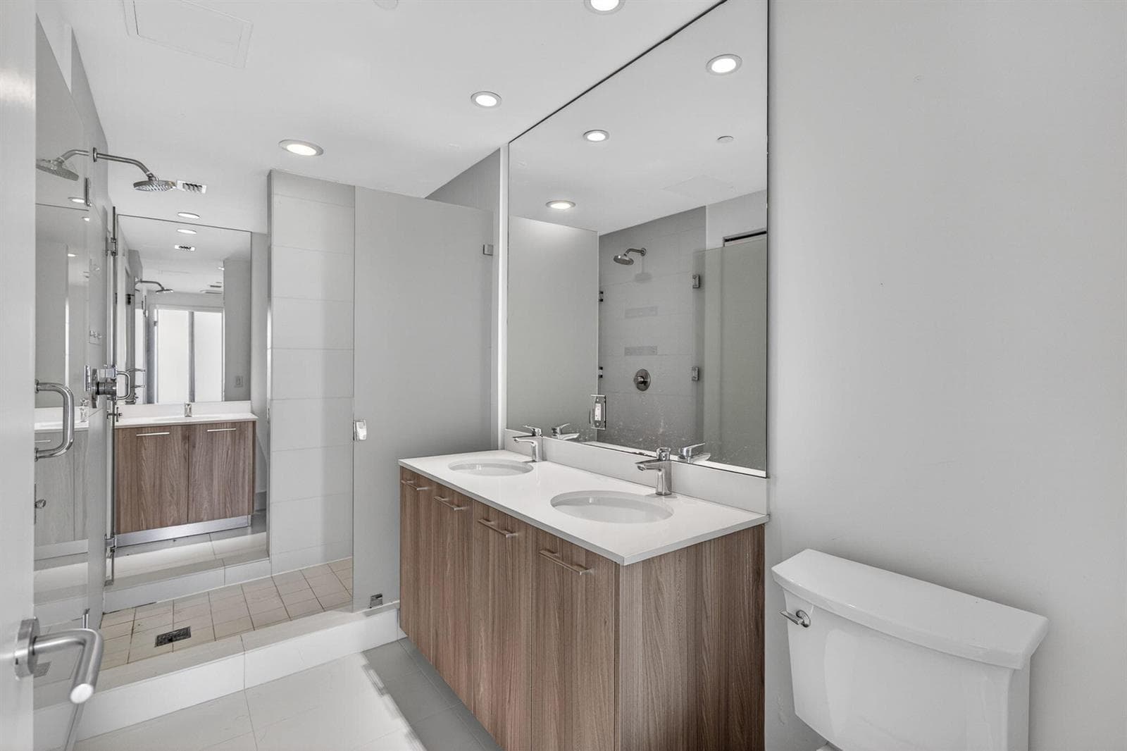 28-web-or-mls-501 NE 31st St unit 3305_H
