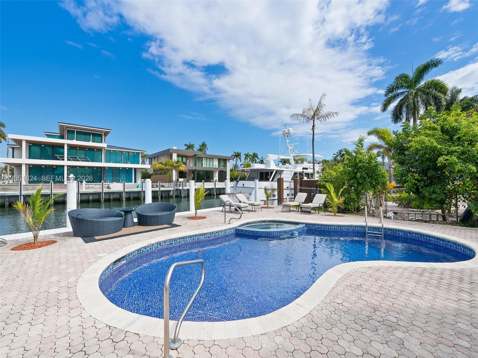 2301 E Las Olas Blvd photo 46