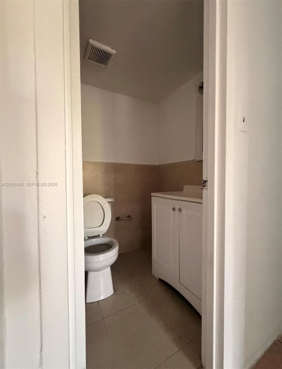 BAYVIEW PALMS CONDO · #239 in North Miami - Photo 13