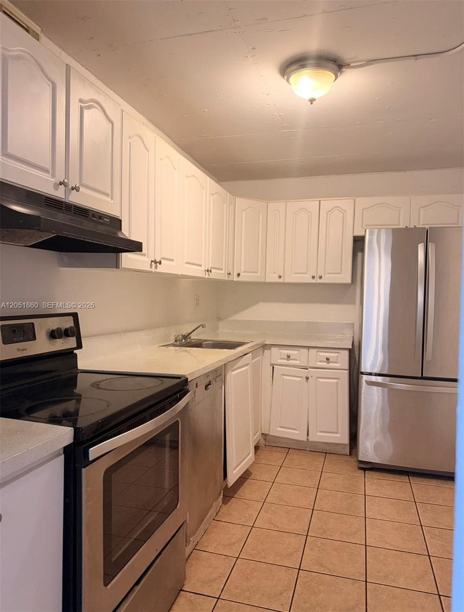 BAYVIEW PALMS CONDO · #239 in North Miami - Photo 3