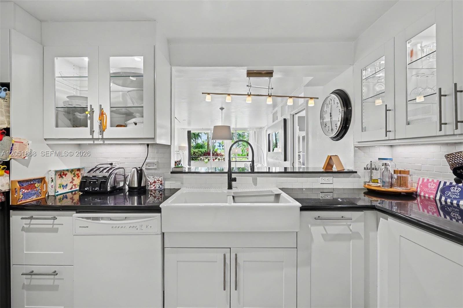 OCEAN LANE PLAZA · #305 in Key Biscayne - Photo 32