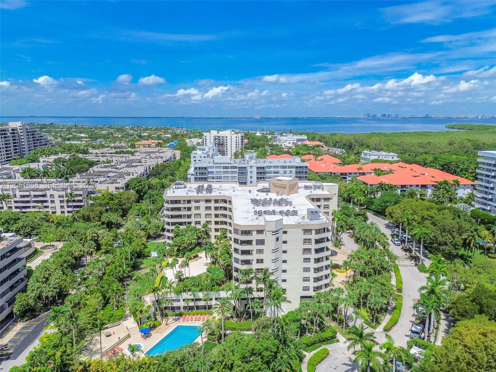 OCEAN LANE PLAZA · #305 in Key Biscayne - Photo 44