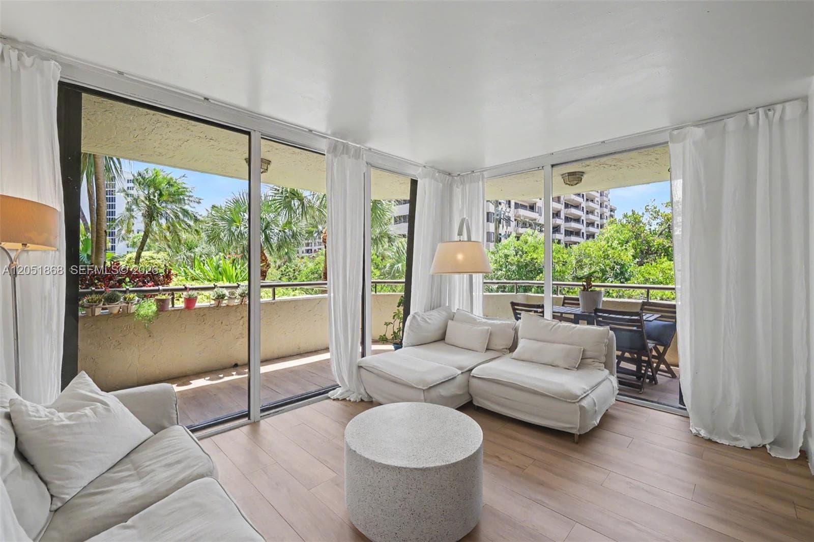 OCEAN LANE PLAZA · #305 in Key Biscayne - Photo 8