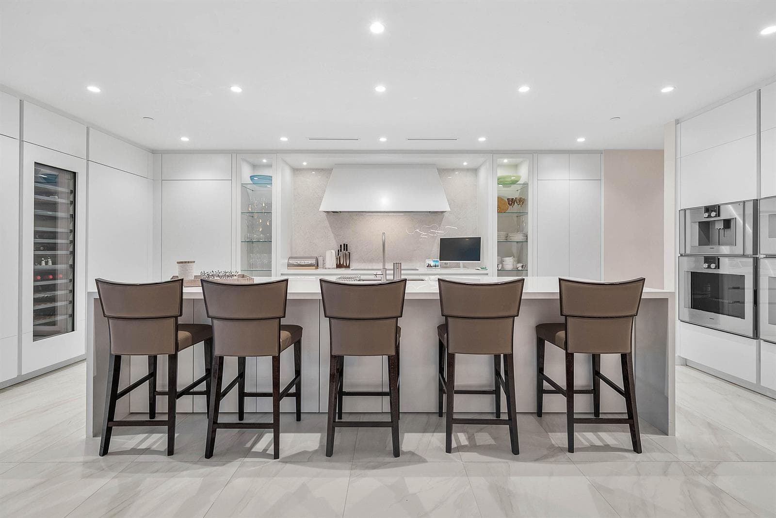 003-220SoutheastMiznerBoulevard-205-Boca
