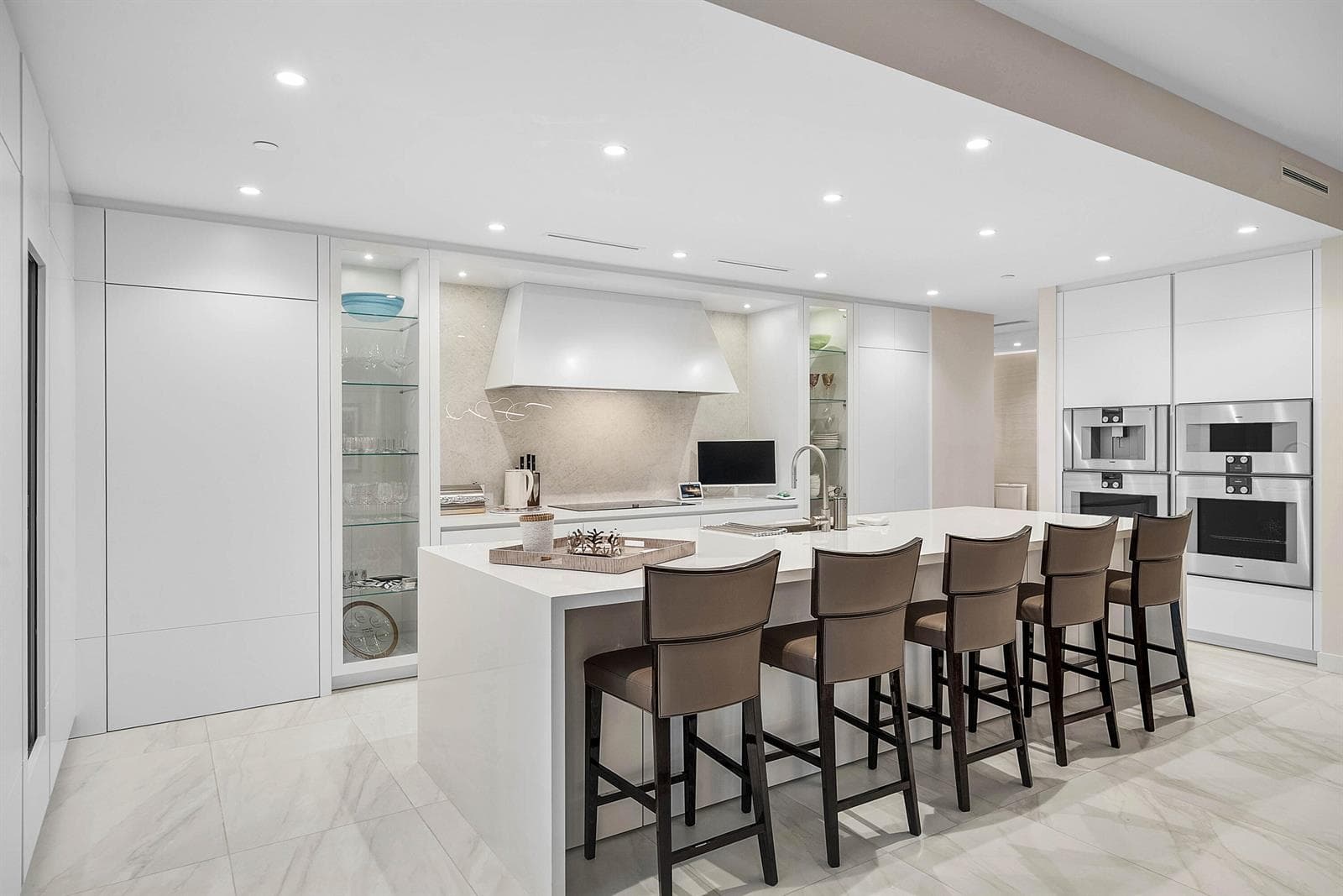 004-220SoutheastMiznerBoulevard-205-Boca