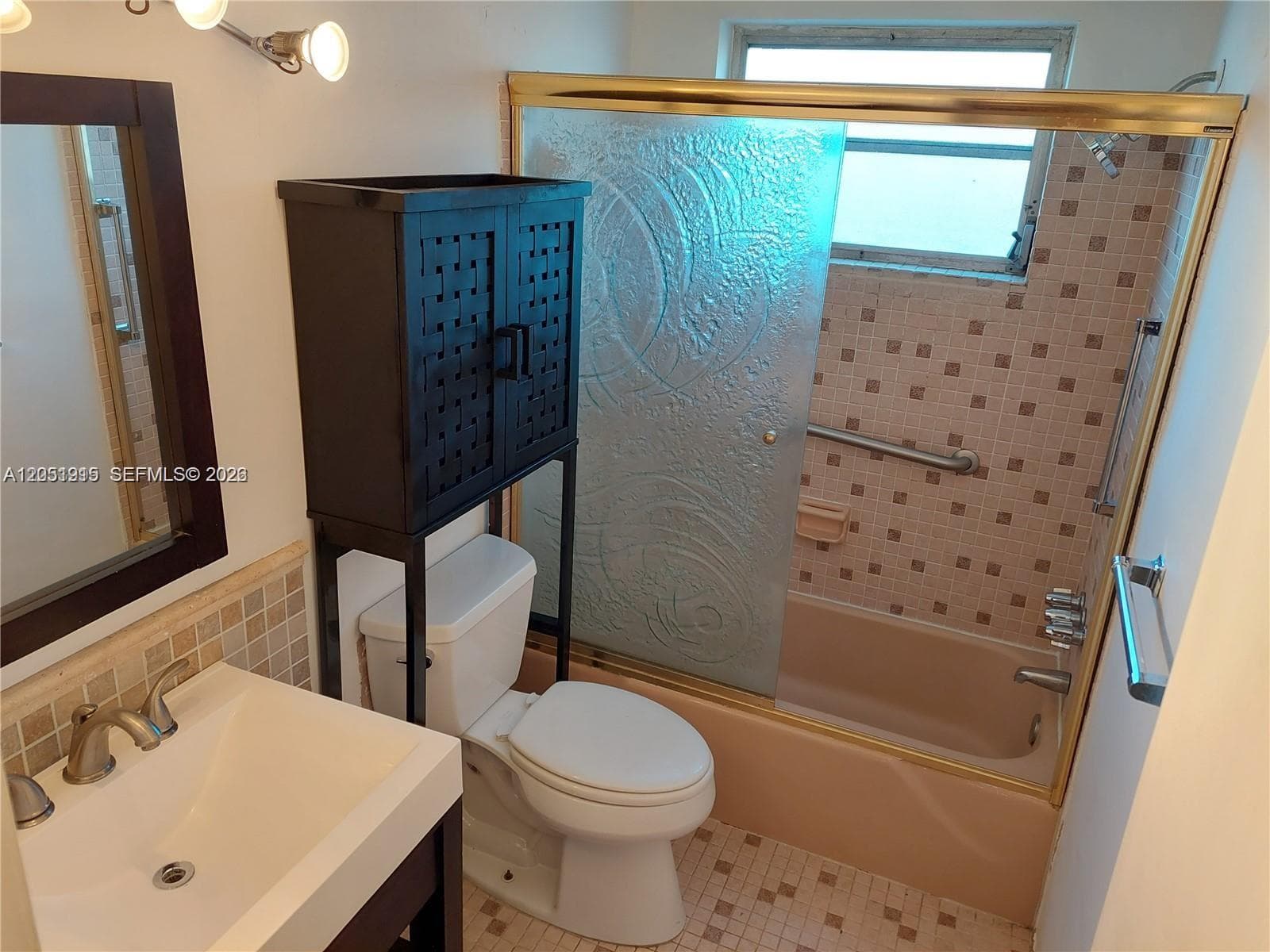 180 12 · #15c in Hallandale Beach - Photo 9