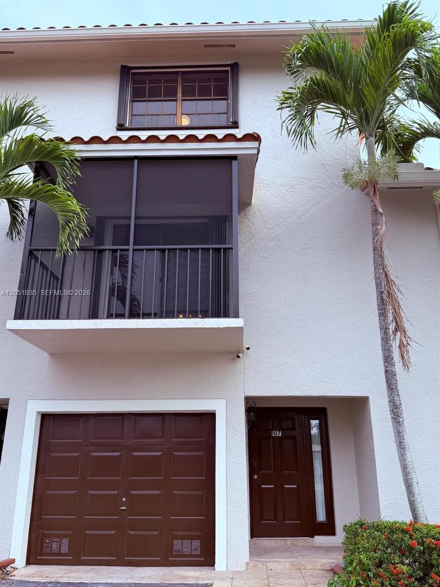 BANYAN TREE CONDO #9 · #107 in Miami - Photo 1