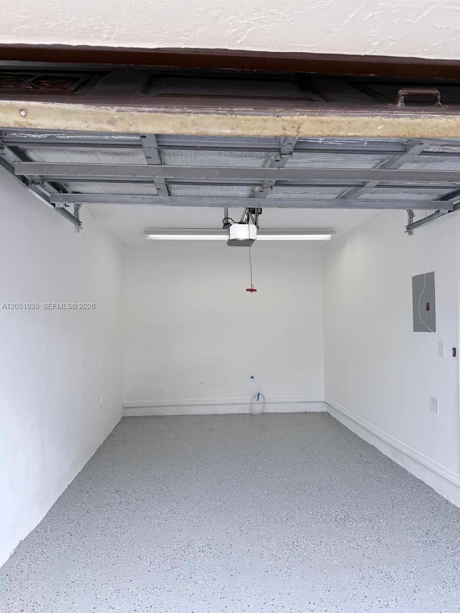 BANYAN TREE CONDO #9 · #107 in Miami - Photo 24