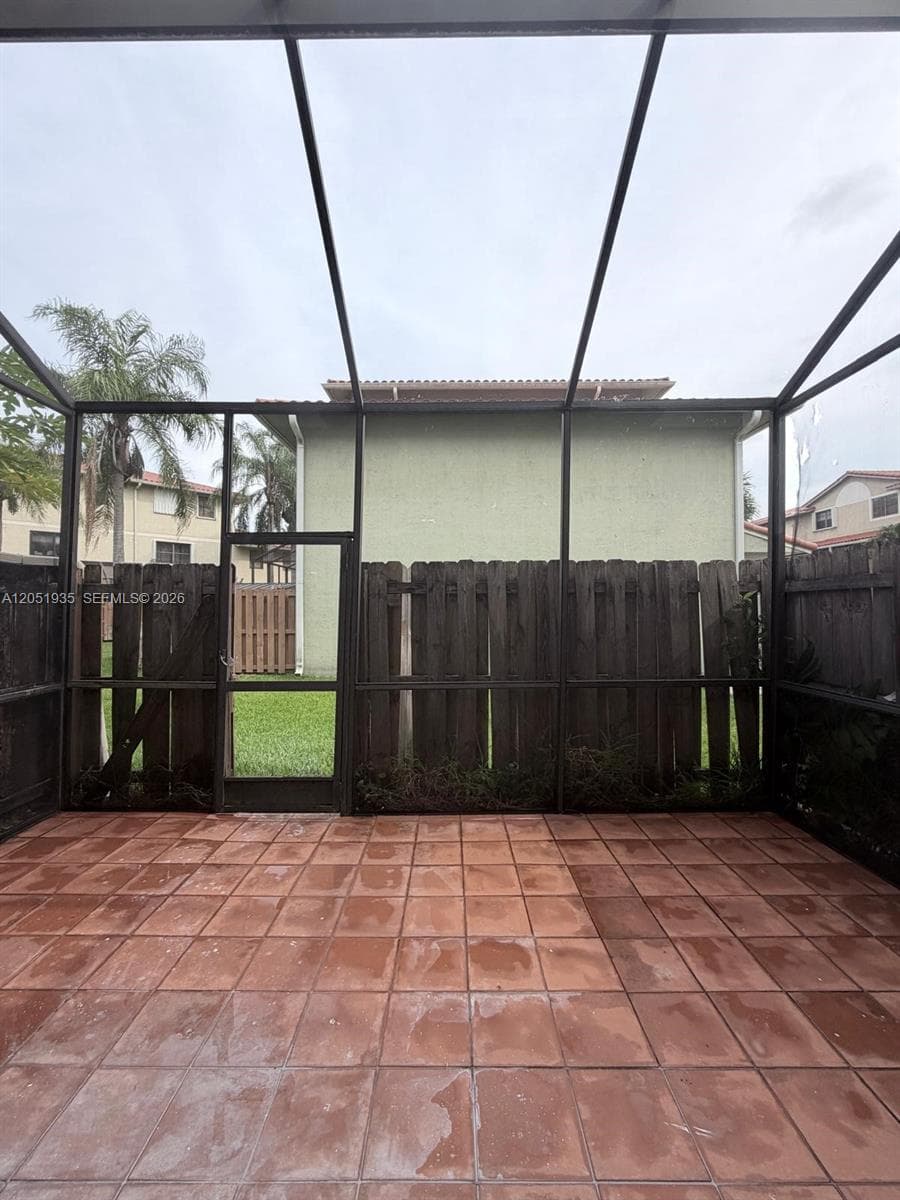 BANYAN TREE CONDO #9 · #107 in Miami - Photo 30