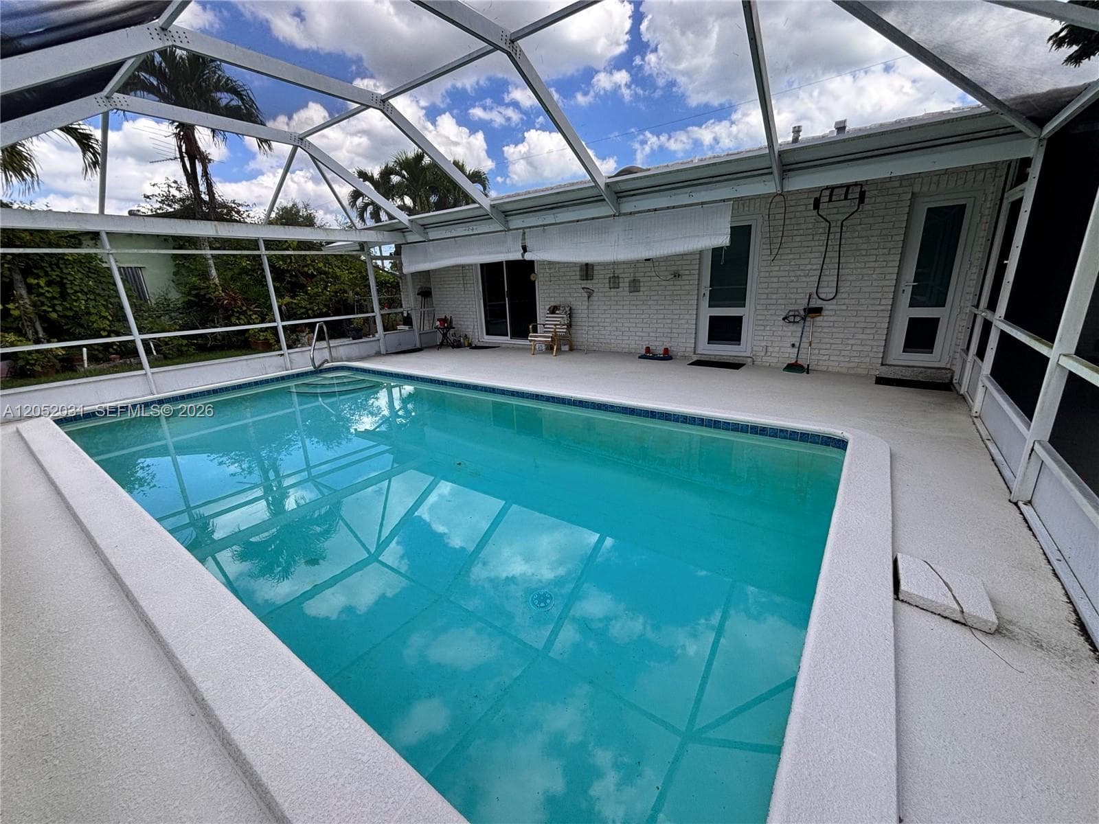 19120 Bel Aire Dr photo 17