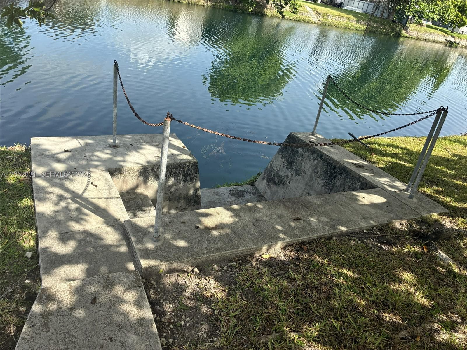 19120 Bel Aire Dr photo 21