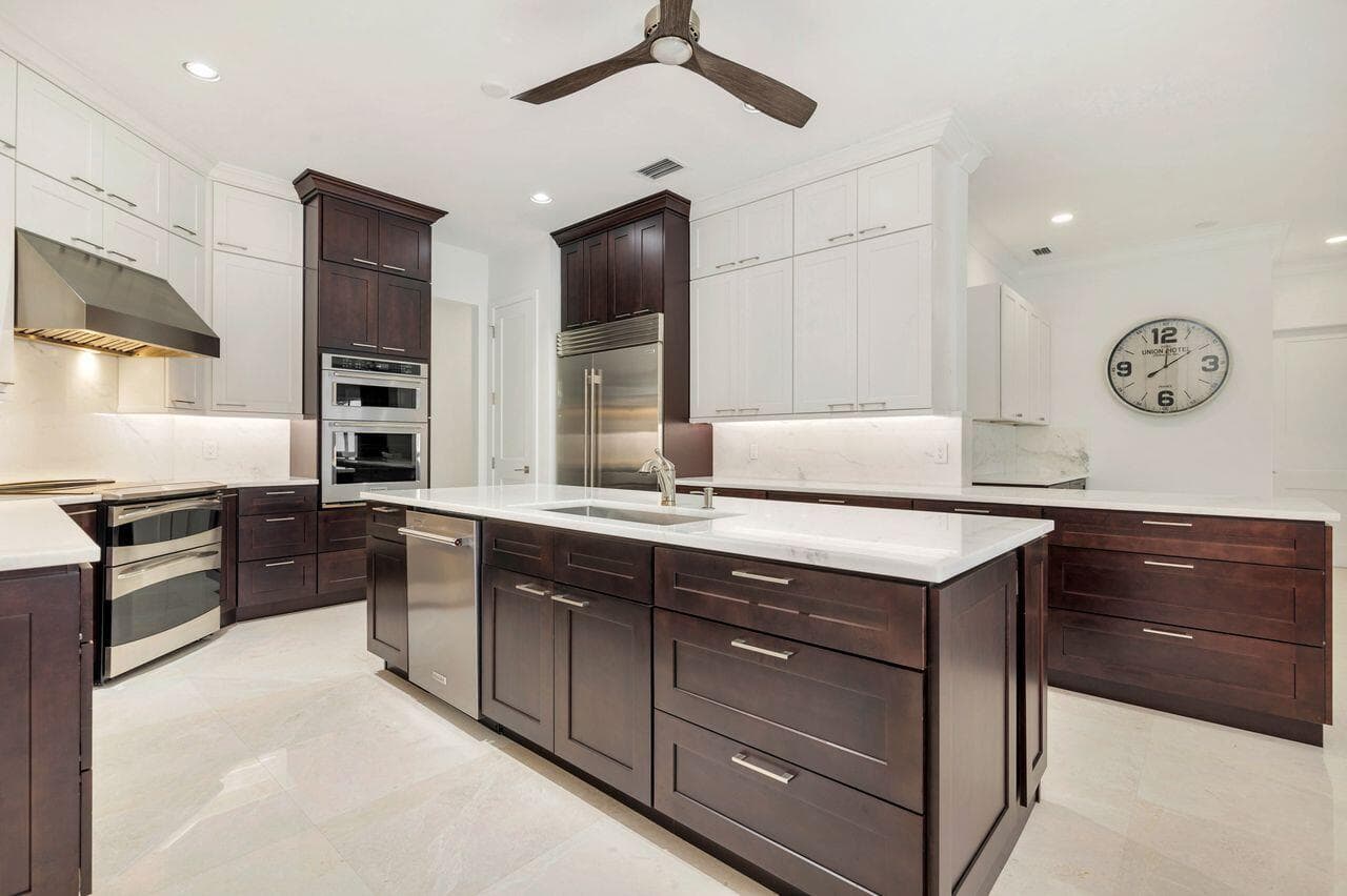 Kitchen/Butlers Pantry