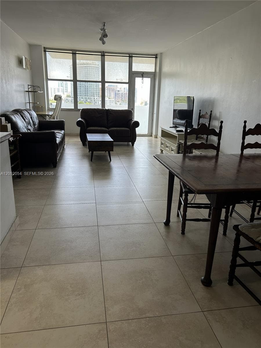 PARKVIEW POINT CONDO · #8R in Miami Beach - Photo 5