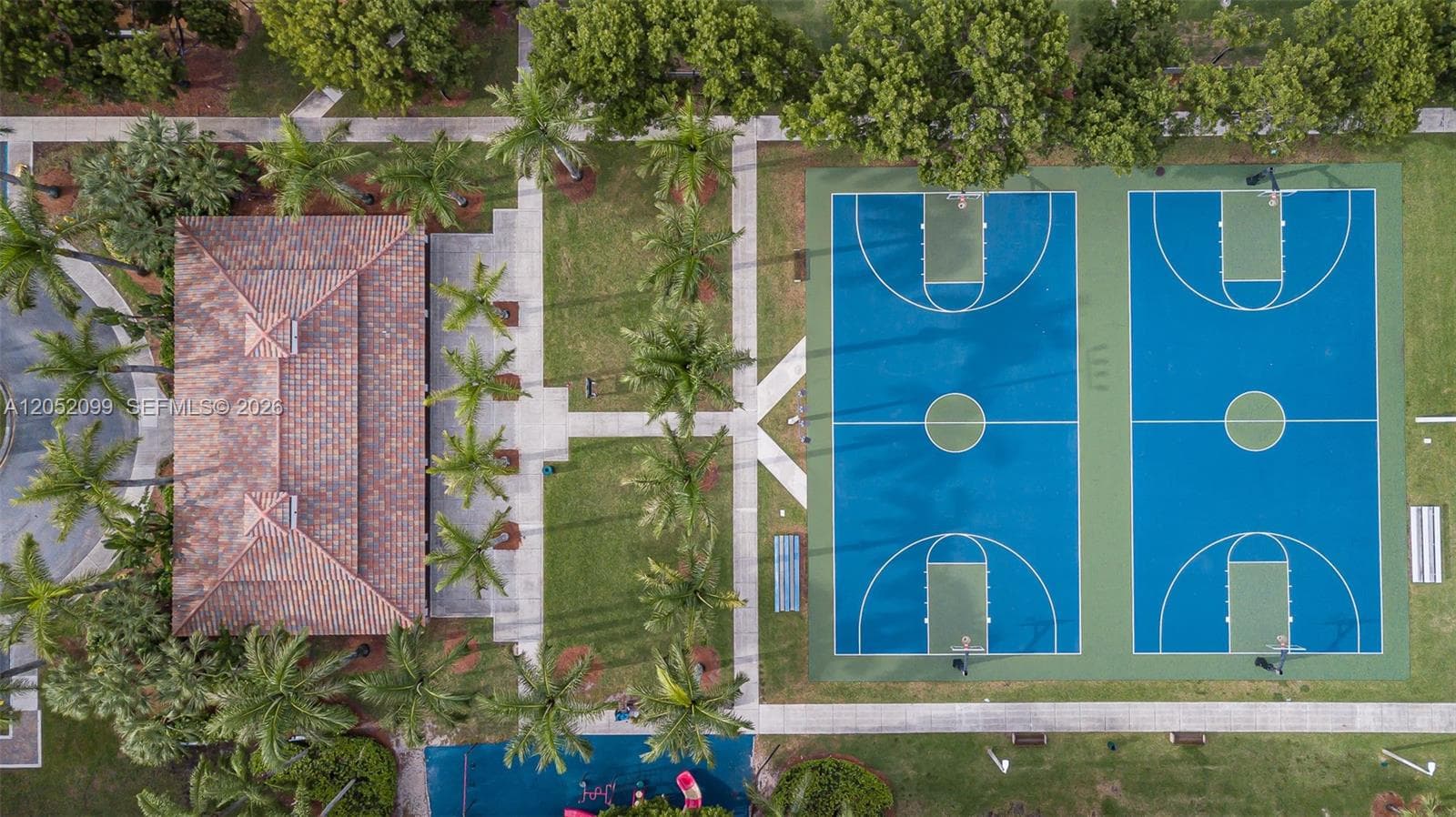 Tenis courts
