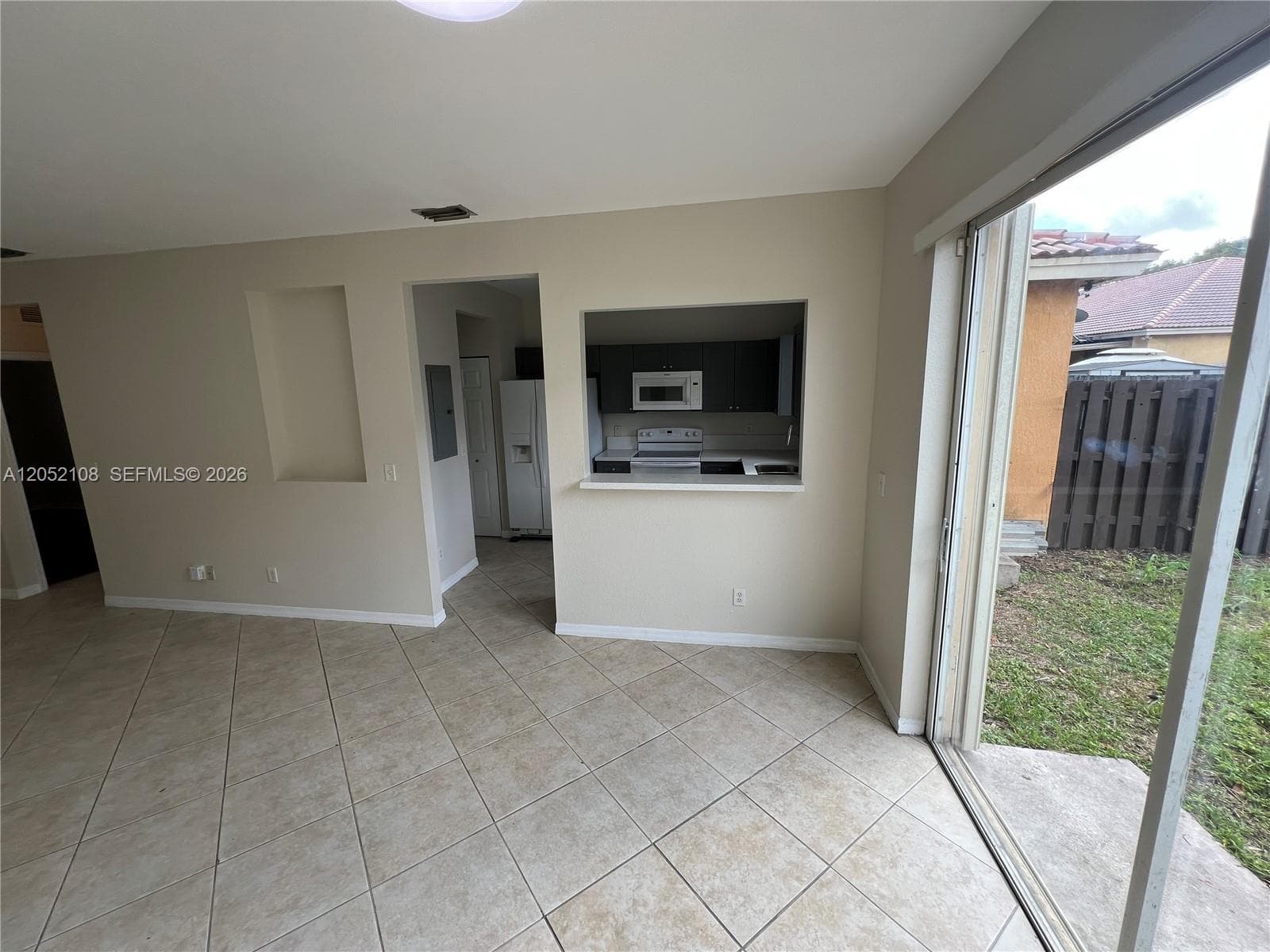 100 SW 15th Ave photo 7