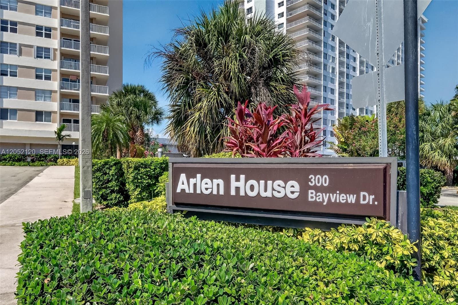 Arlen House · #916 in Sunny Isles Beach - Photo 2