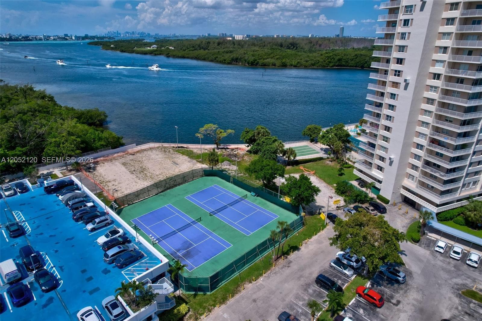 Arlen House · #916 in Sunny Isles Beach - Photo 30