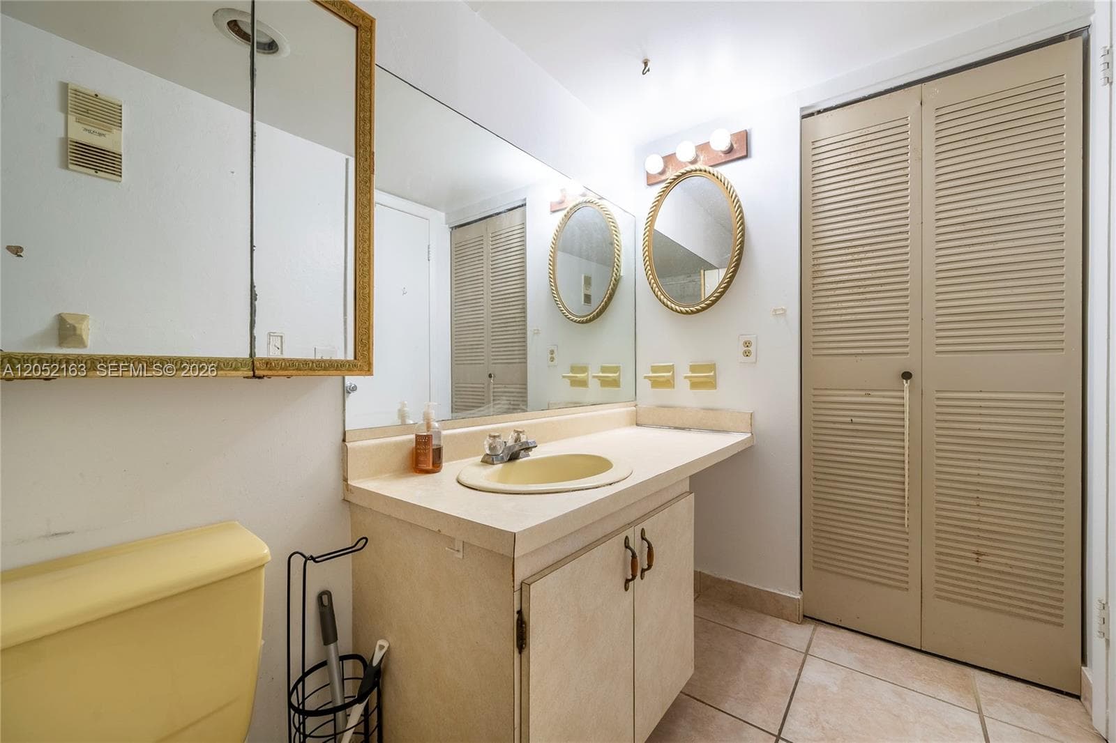 MARBELLA TOWER CONDO · #711 in Sunny Isles Beach - Photo 22