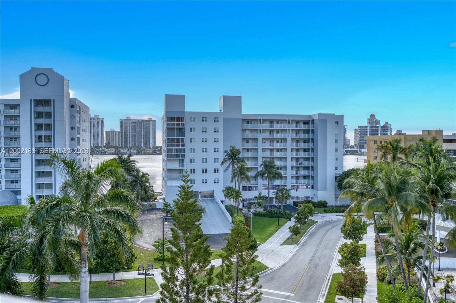 MARBELLA TOWER CONDO · #711 in Sunny Isles Beach - Photo 28