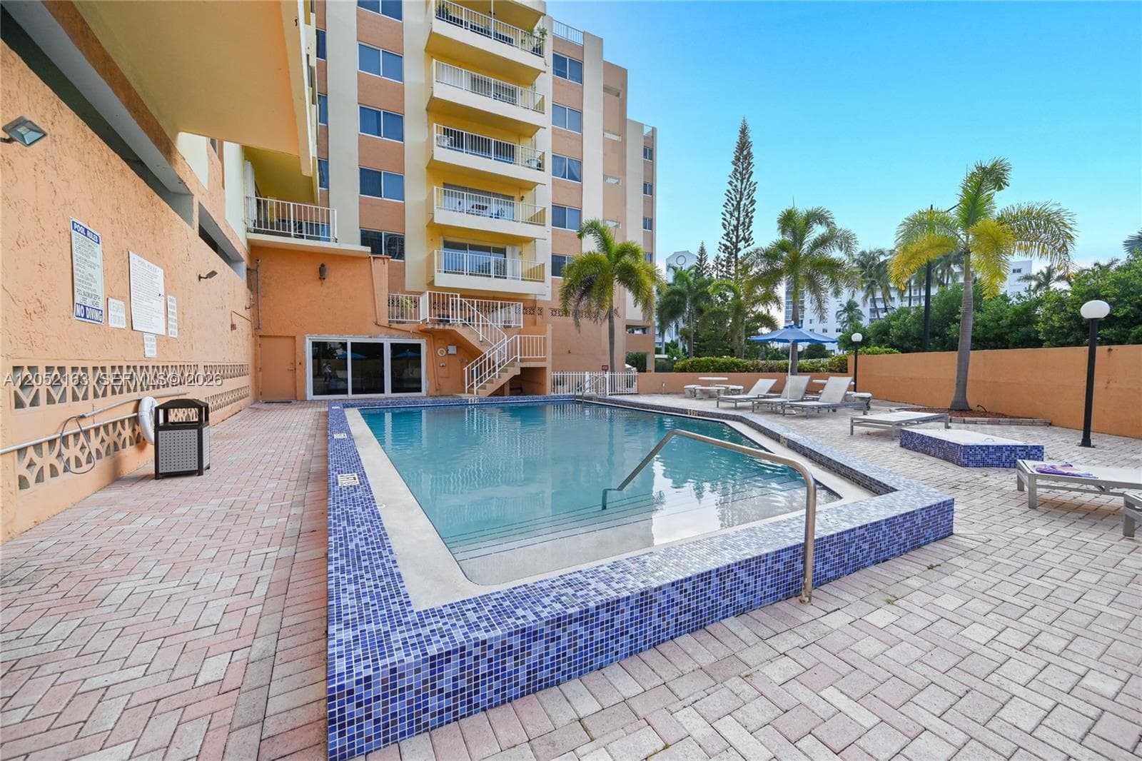 MARBELLA TOWER CONDO · #711 in Sunny Isles Beach - Photo 8