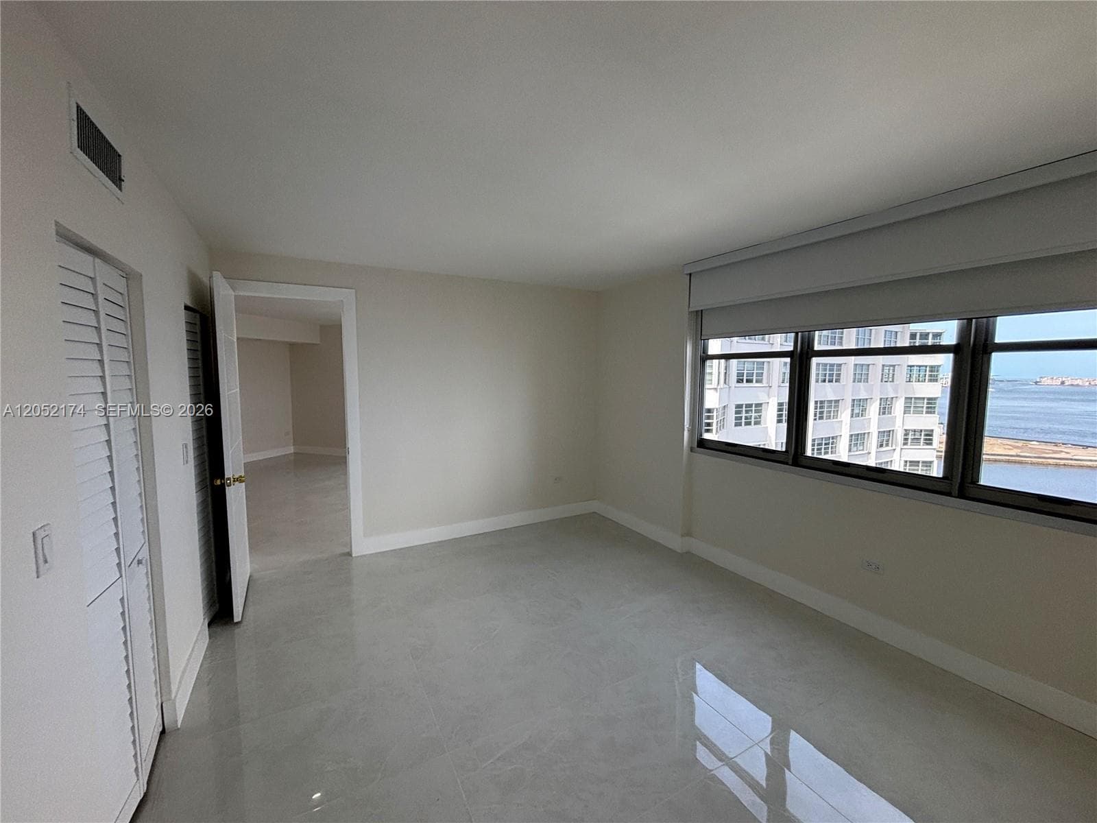 FOUR AMBASSADORS CONDO PH · #1904 in Miami - Photo 16