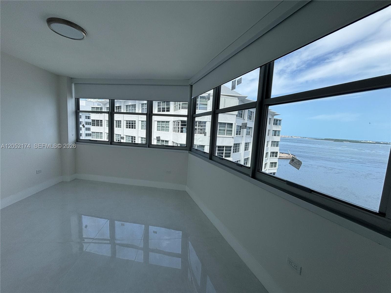 FOUR AMBASSADORS CONDO PH · #1904 in Miami - Photo 18