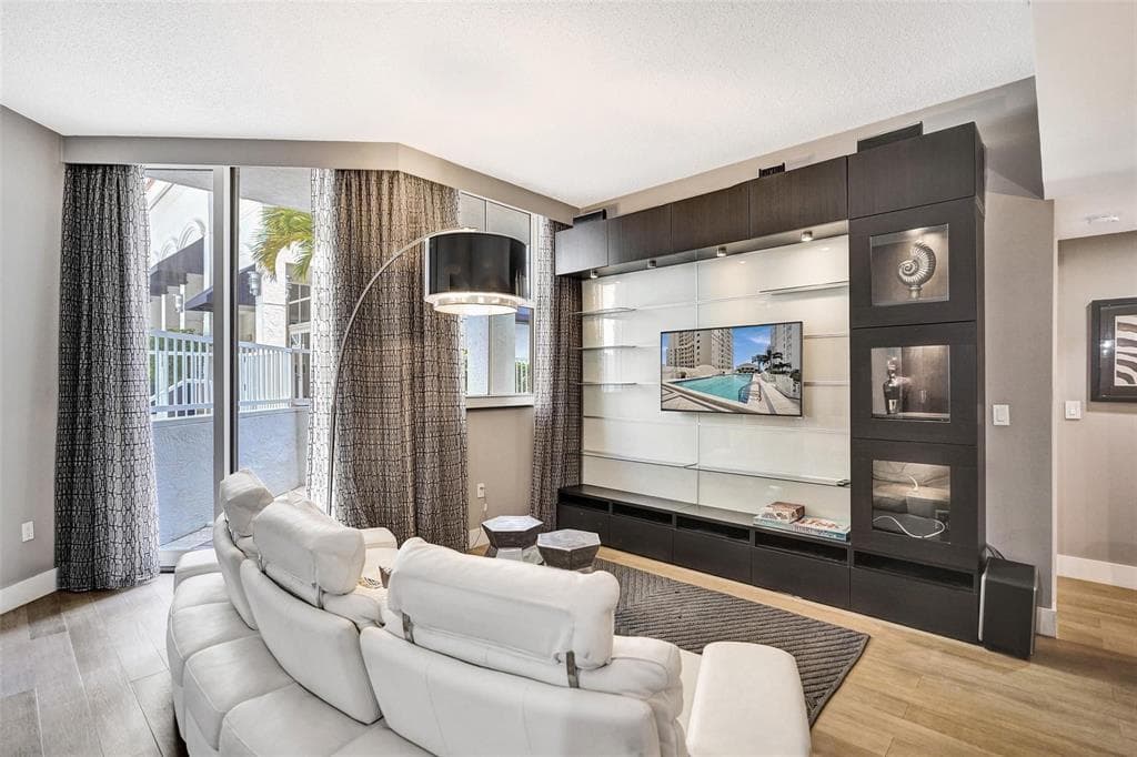 Strand 501 living