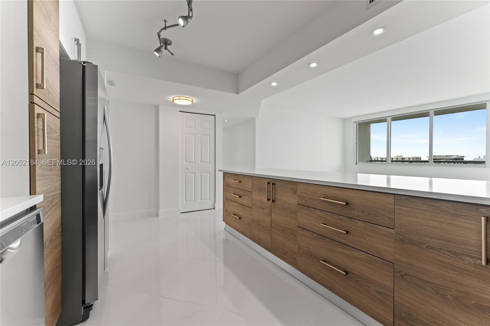 BURLEIGH HOUSE CONDO · #1535 in Miami Beach - Photo 13