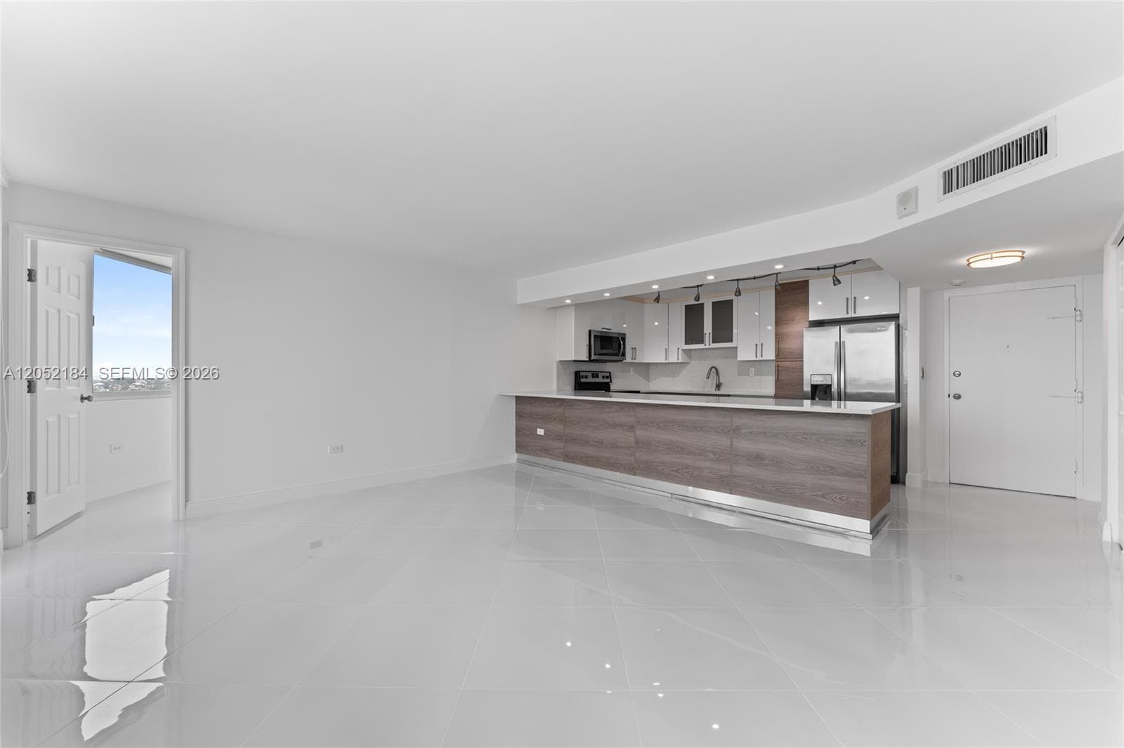 BURLEIGH HOUSE CONDO · #1535 in Miami Beach - Photo 8