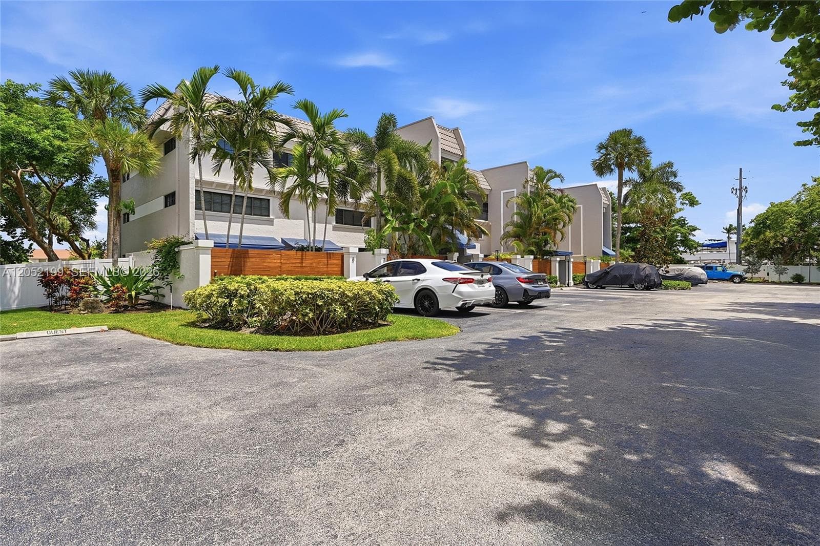 PALM TRAIL PLACE · #10 in Delray Beach - Photo 5
