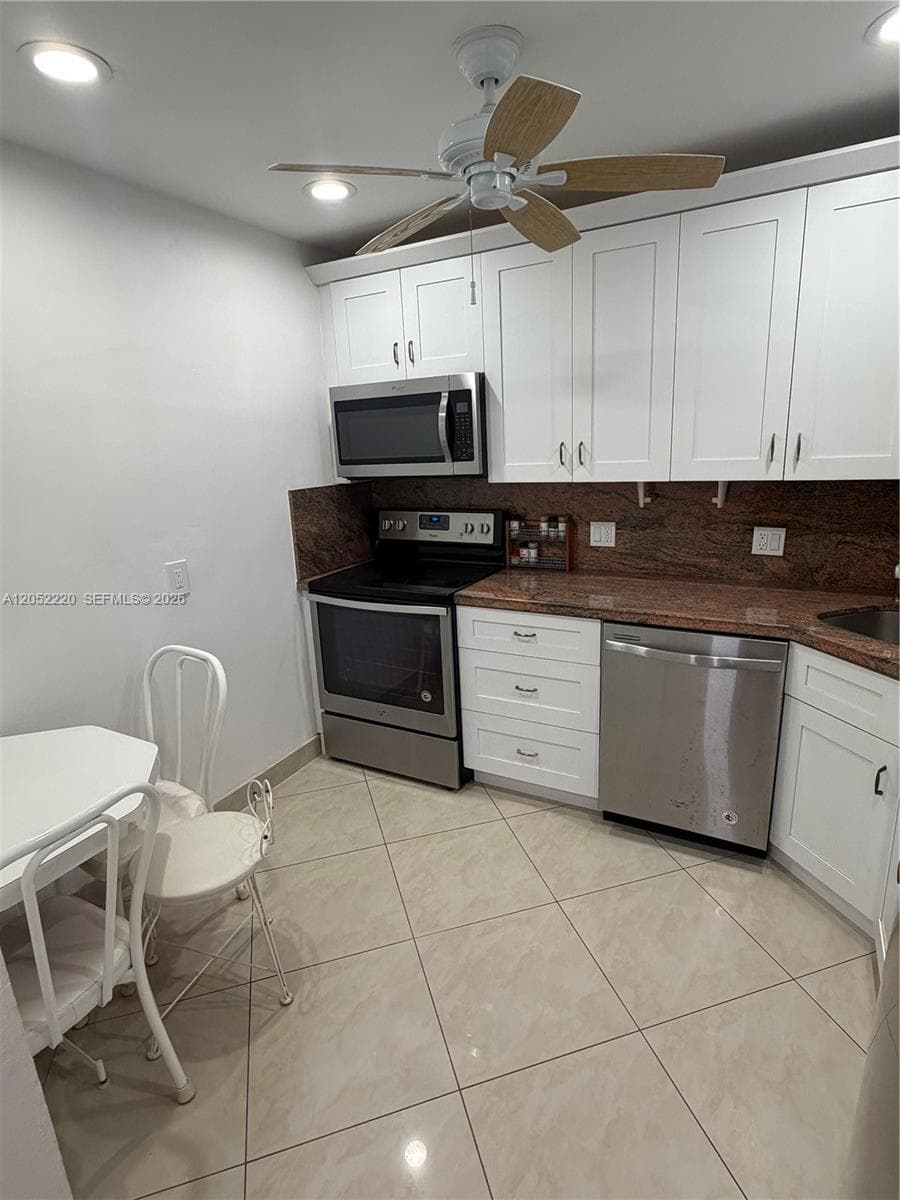 1301 Ne 7th · #405 in Hallandale Beach - Photo 15