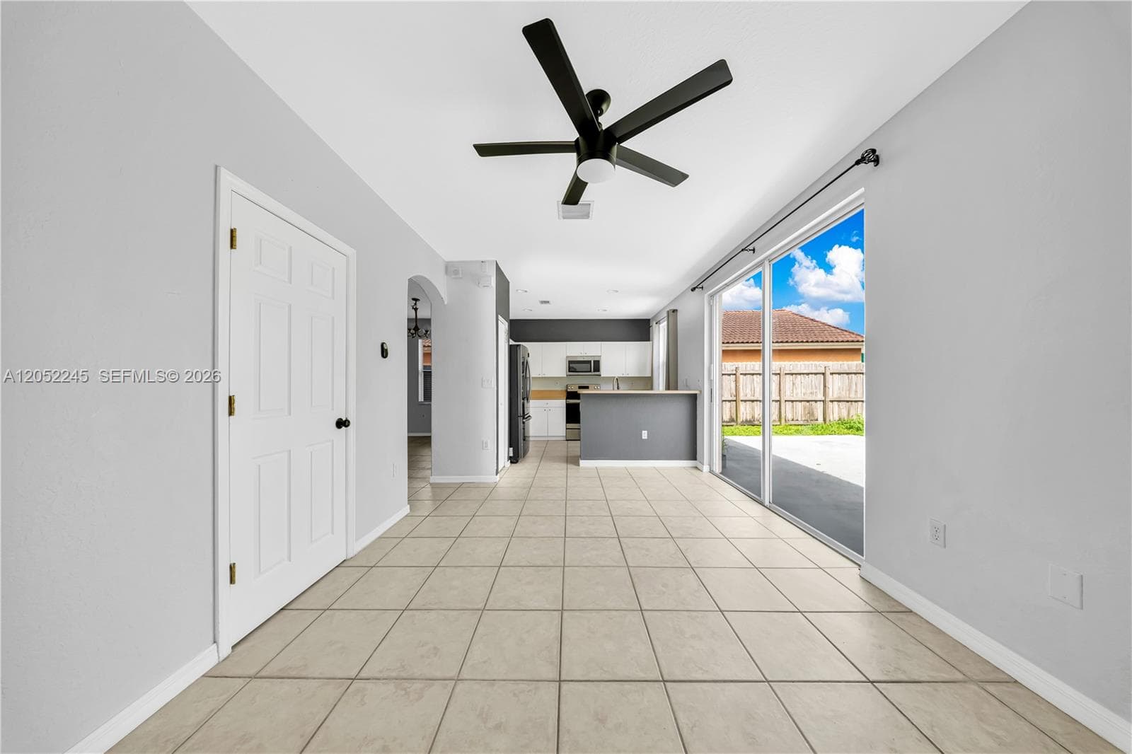 2019 SE 13th St photo 8