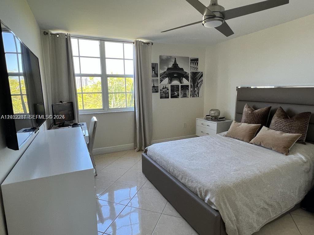 YACHT CLUB AT AVENTURA · #2505 in Aventura - Photo 18
