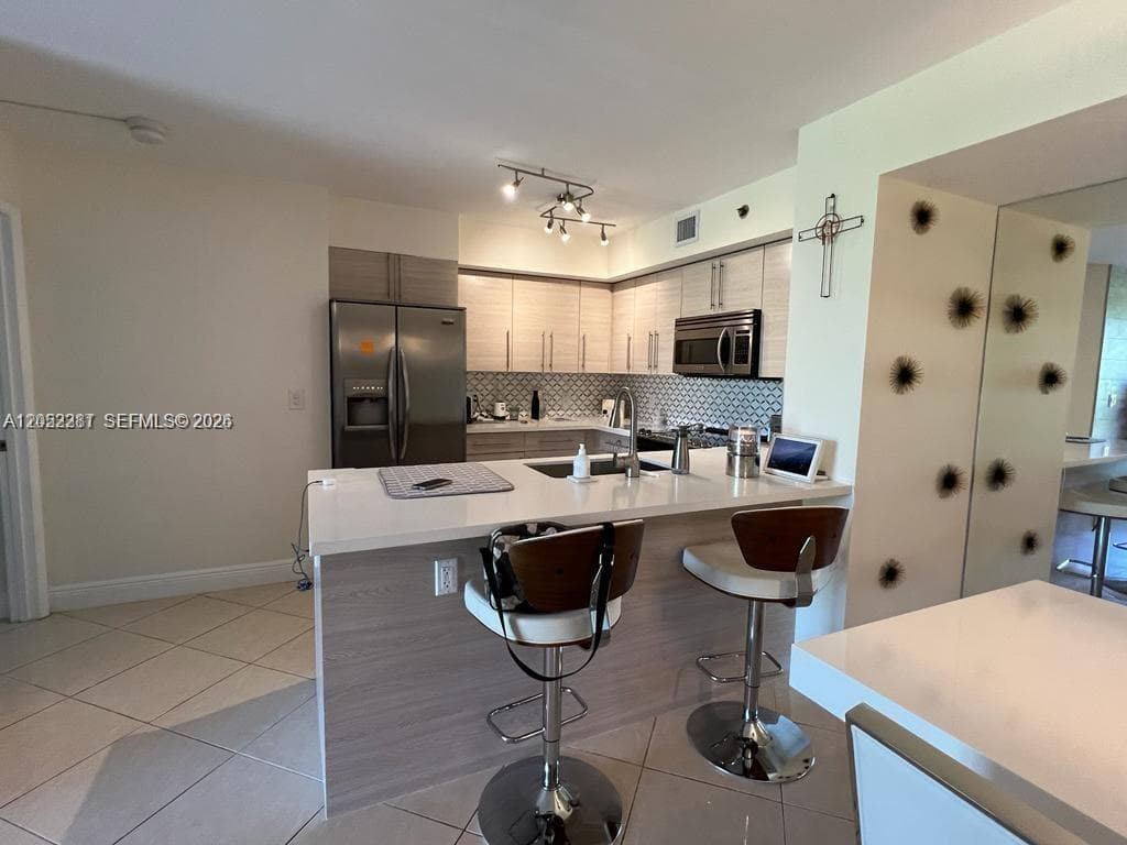YACHT CLUB AT AVENTURA · #2505 in Aventura - Photo 4