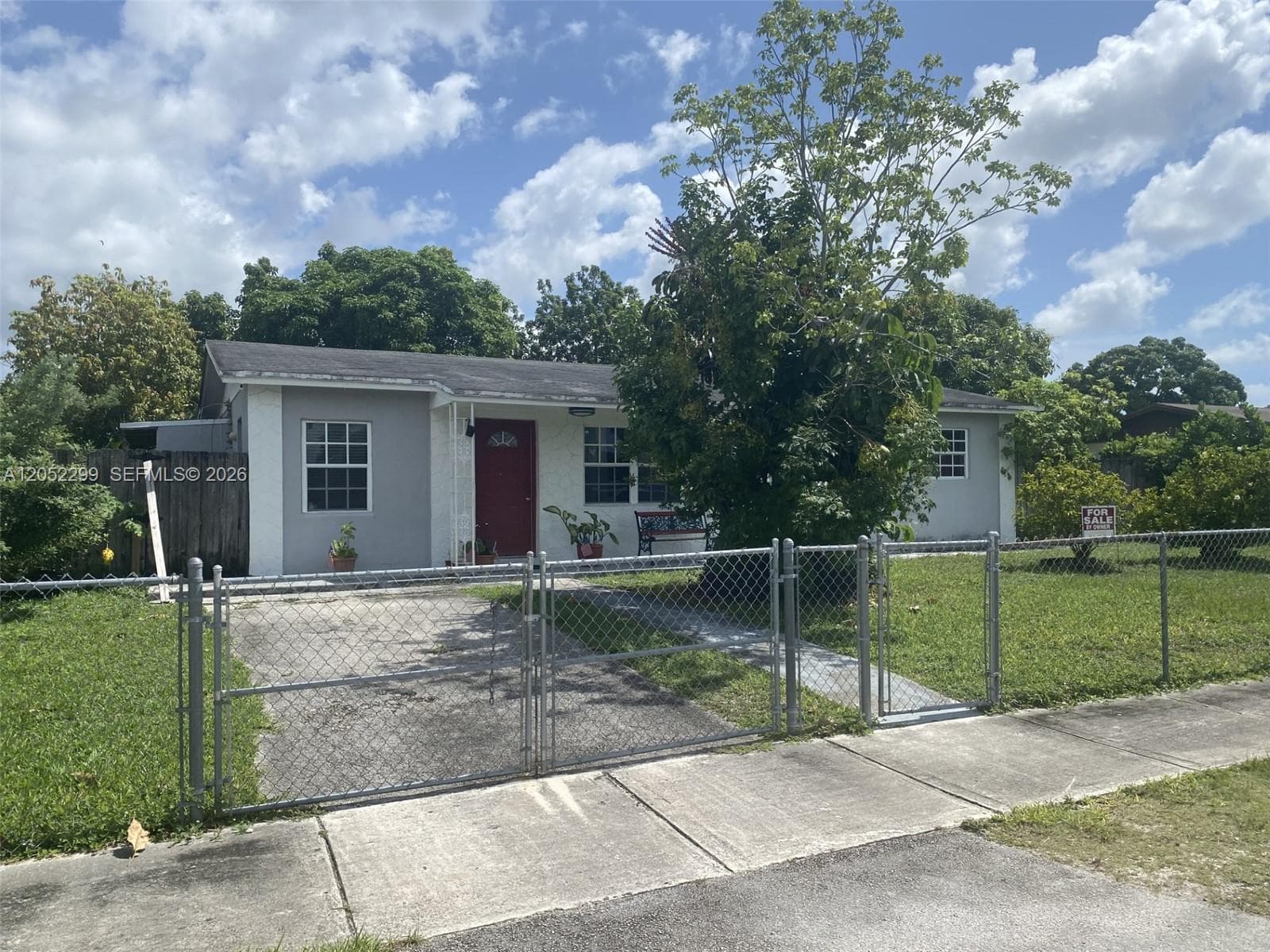 15061 SW 299th St photo 1