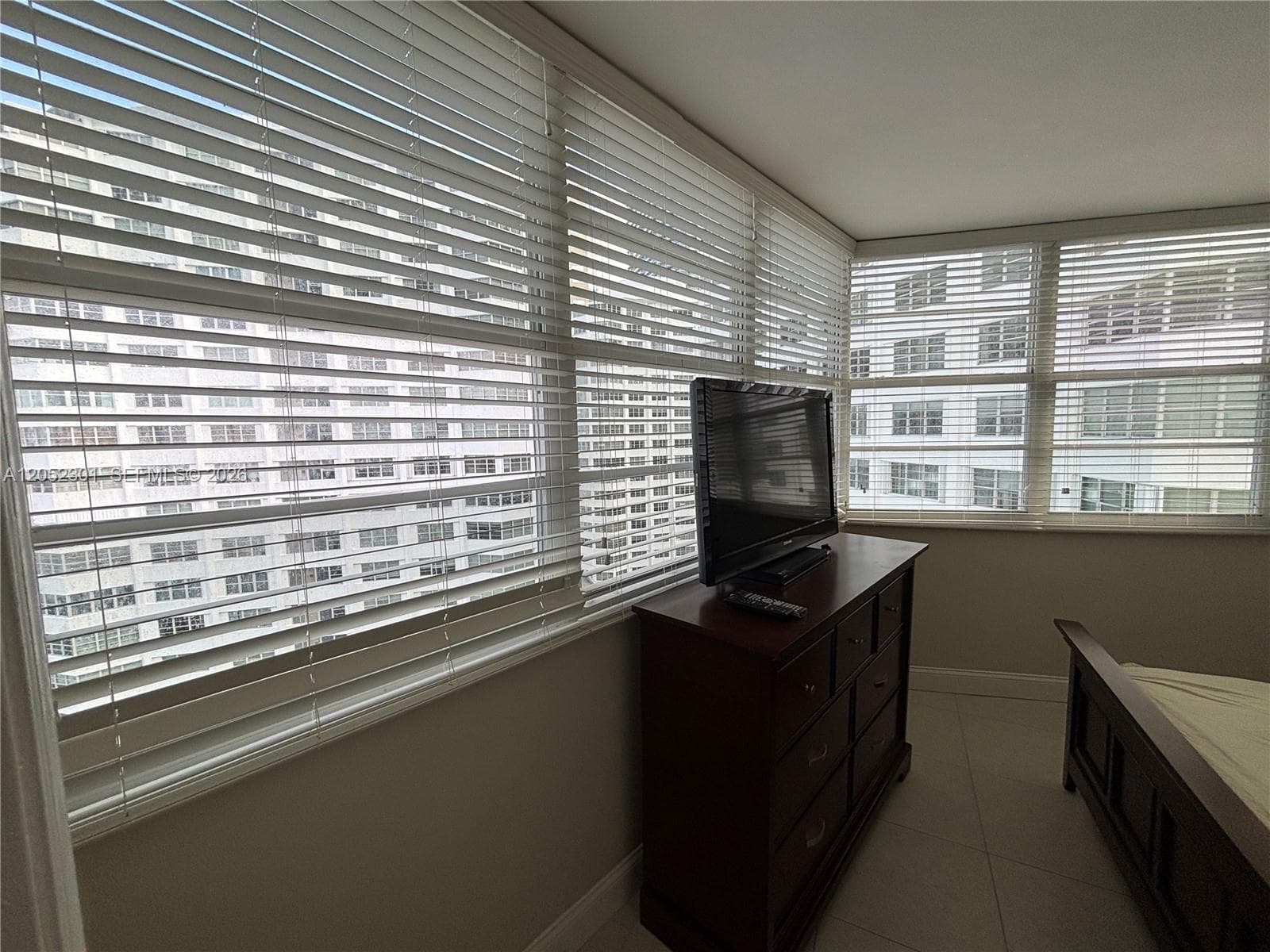 FOUR AMBASSADORS CONDO · #1265 in Miami - Photo 40