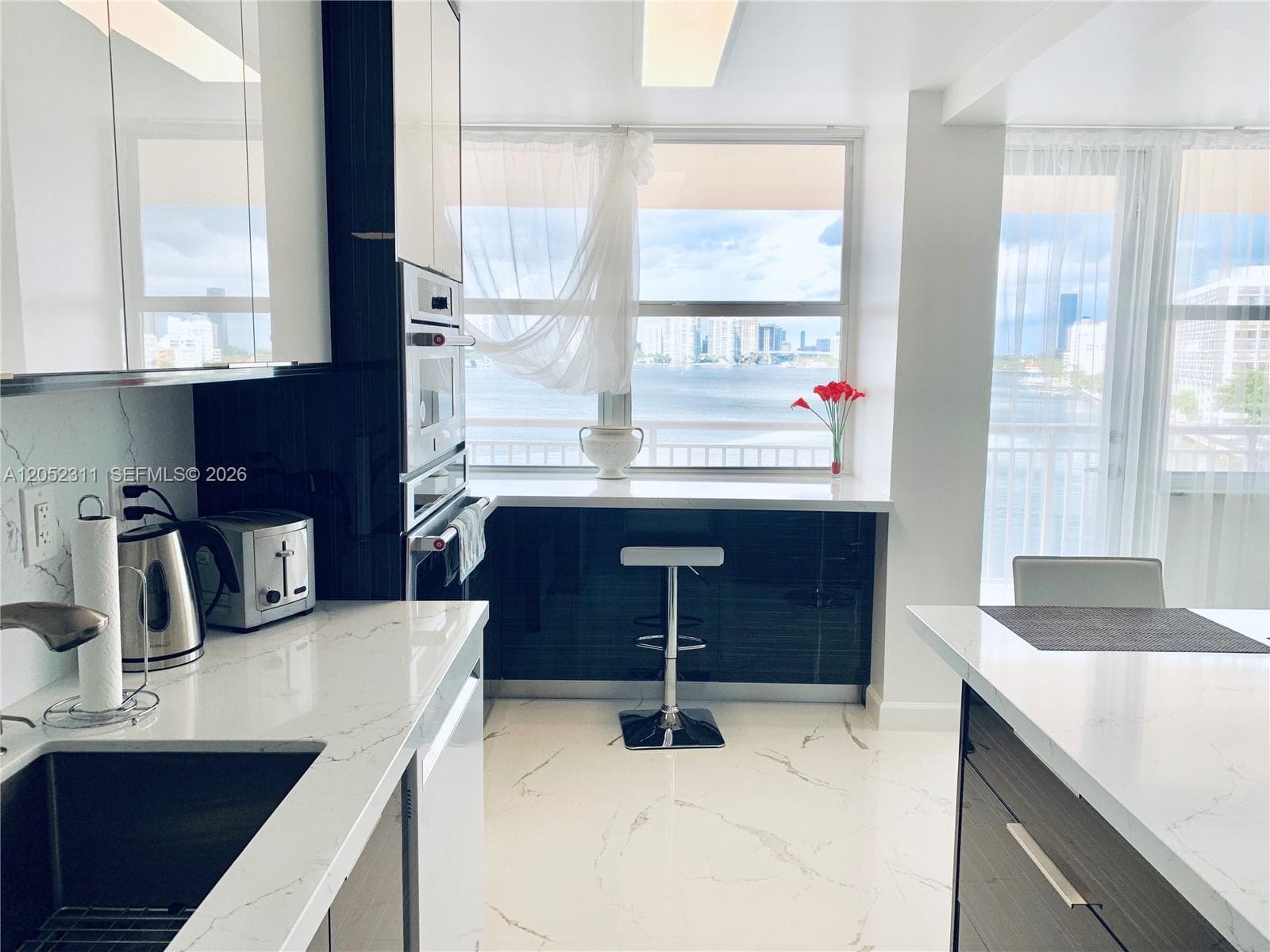 WINSTON TOWERS 200 · #602 in Sunny Isles Beach - Photo 11