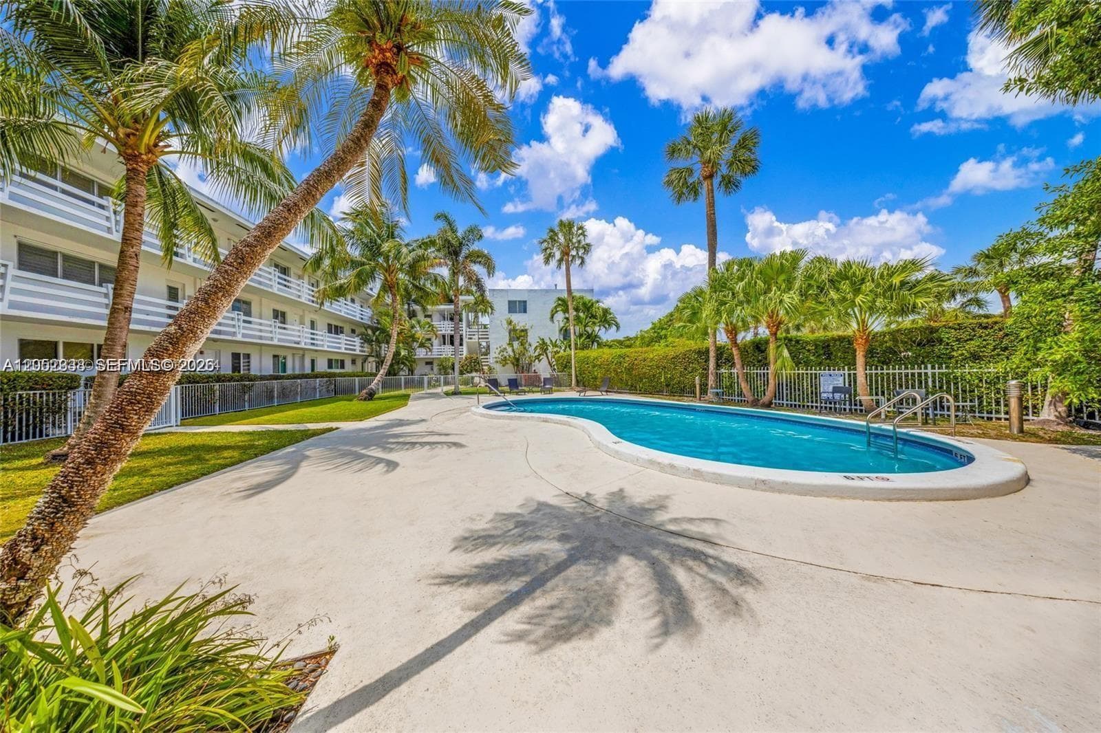 LIDO BAY MANOR · #307 in Miami - Photo 26