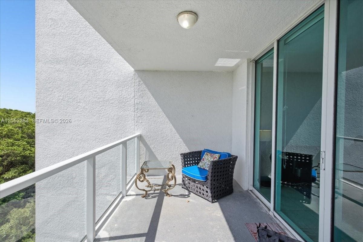 THE OAKS I CONDO · #402 in North Miami - Photo 22