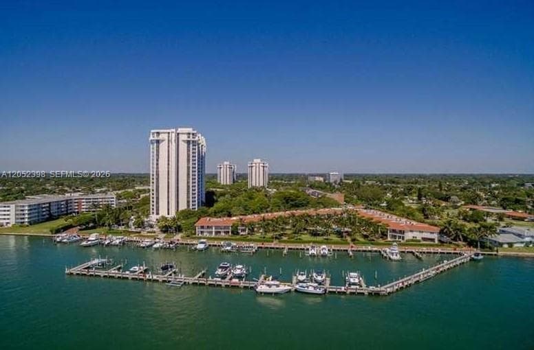 TOWERS OF QUAYSIDE CONDO · #805 in Miami - Photo 52